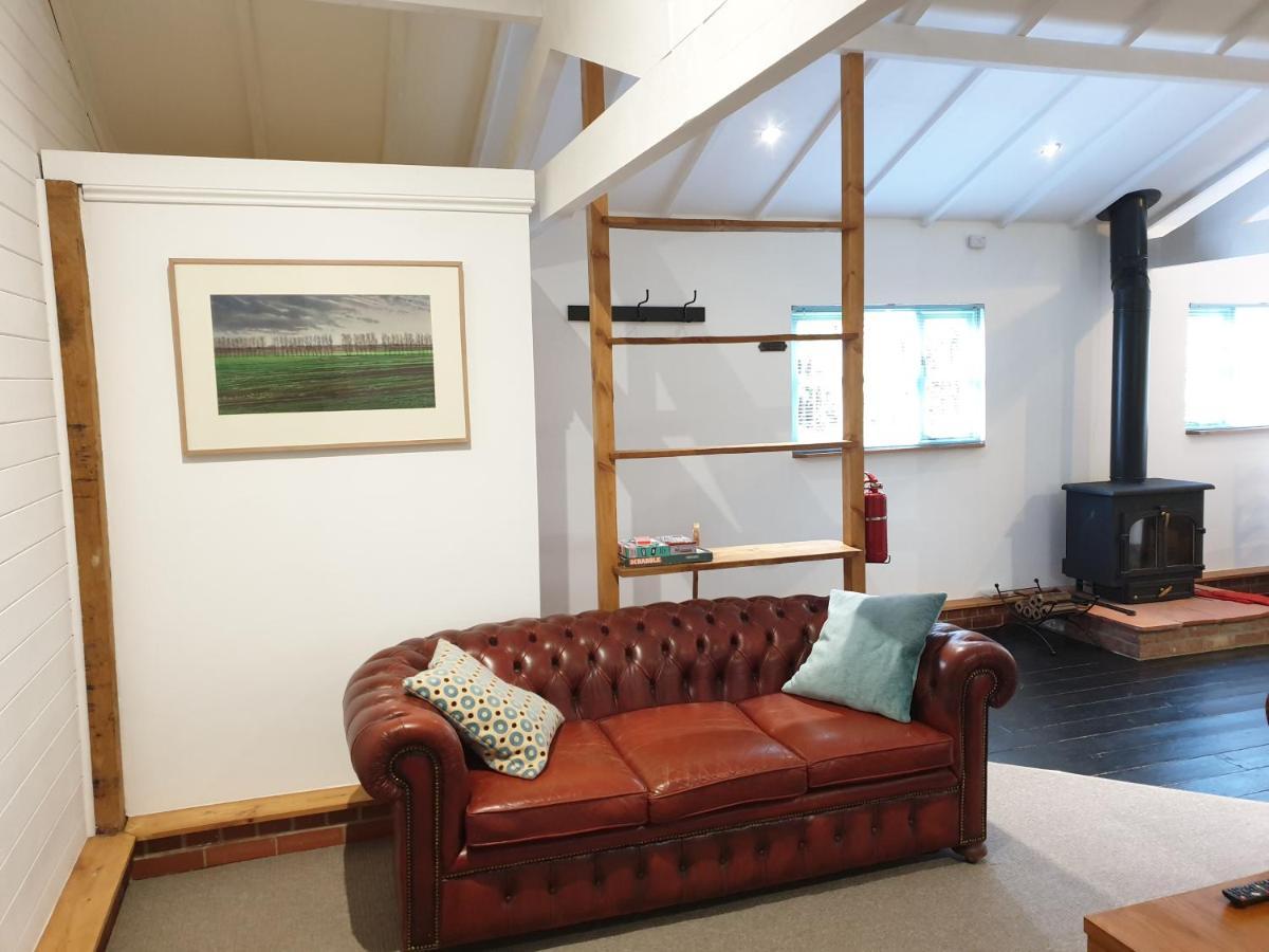 Church Farm Lodge Southburgh Экстерьер фото